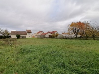 TERRAIN - ST MARCEL - 3100 m2 - VENDU