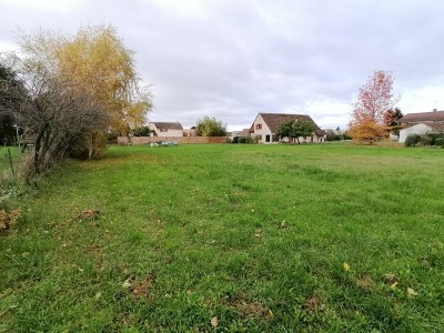 TERRAIN - ST MARCEL - 3100 m2 - VENDU