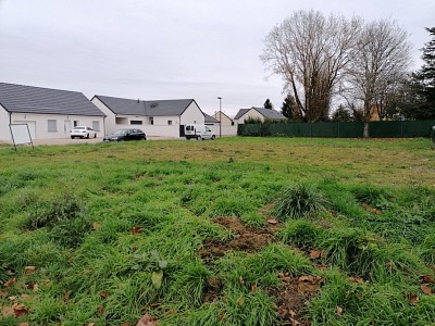 TERRAIN A VENDRE - VARENNES LE GRAND - 761 m2 - 72000 €