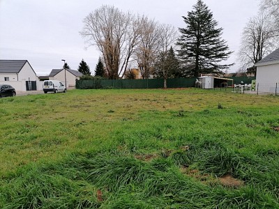 TERRAIN A VENDRE - VARENNES LE GRAND - 761 m2 - 72000 €