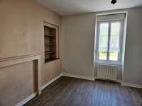 APPARTEMENT T1 A LOUER - EPINAC - 35 m2 - 370 &euro; charges comprises par mois