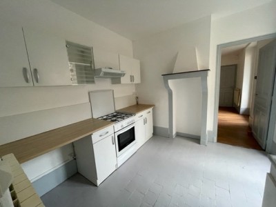 APPARTEMENT T2 - AUTUN AU COEUR DU CENTRE VILLE - 40,1 m2 - LOUÉ