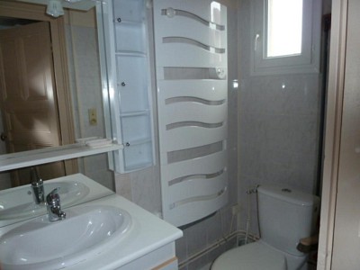 APPARTEMENT T2 A LOUER - AUTUN QUARTIER ST JEAN - 44 m2 - 350 € charges comprises par mois