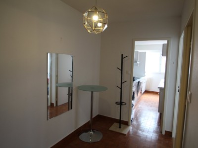 APPARTEMENT T2 MEUBLE A LOUER - BEAUNE - 58,56 m2 - 690 € charges comprises par mois