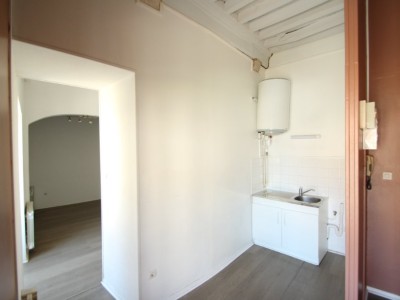 APPARTEMENT T2 A LOUER - CHAGNY - 33,48 m2 - 340 € charges comprises par mois