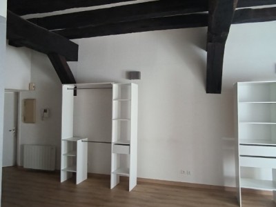 APPARTEMENT T2 A LOUER - CHALON SUR SAONE - 51,29 m2 - 560 € charges comprises par mois