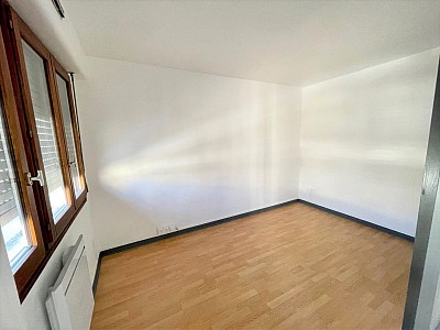 APPARTEMENT T2 A LOUER - CHALON SUR SAONE - 42,8 m2 - 469,77 € charges comprises par mois