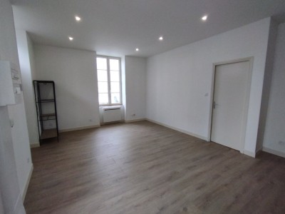 APPARTEMENT T2 A LOUER - CHALON SUR SAONE - 36,68 m2 - 530 € charges comprises par mois