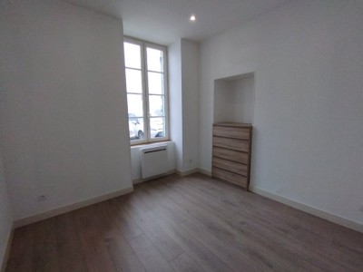 APPARTEMENT T2 A LOUER - CHALON SUR SAONE - 36,68 m2 - 530 € charges comprises par mois