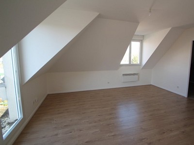 APPARTEMENT T2 A LOUER - DIJON FACULTES - 33,48 m2 - 575 € charges comprises par mois