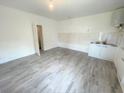 APPARTEMENT T2 A LOUER - GUEUGNON - 38,3 m2 - 396 € charges comprises par mois