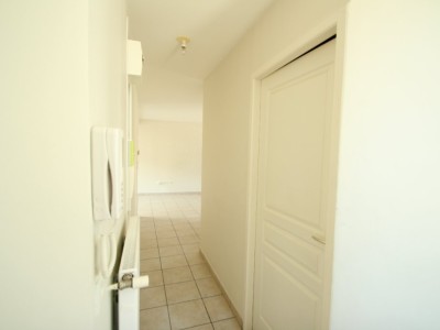 APPARTEMENT T2 A LOUER - RULLY - 53,79 m2 - 565 € charges comprises par mois