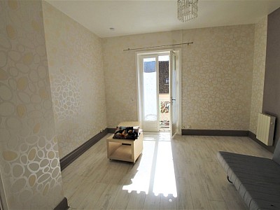 APPARTEMENT T2 A LOUER - ST MARCEL - 30,97 m2 - 400 € charges comprises par mois