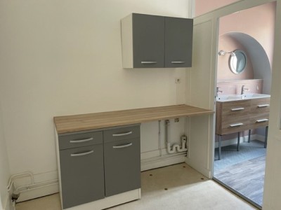 APPARTEMENT T3 A LOUER - AUTUN - 91,1 m2 - 510 € charges comprises par mois