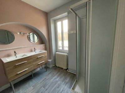 APPARTEMENT T3 A LOUER - AUTUN - 91,1 m2 - 510 € charges comprises par mois