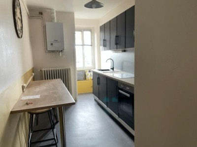 APPARTEMENT T3 A LOUER - AUTUN - 91,1 m2 - 510 € charges comprises par mois