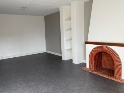 APPARTEMENT T3 A LOUER - AUTUN - 91,1 m2 - 510 € charges comprises par mois