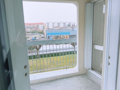 APPARTEMENT T3 A LOUER - CHALON SUR SAONE - 62,33 m2 - 662 € charges comprises par mois