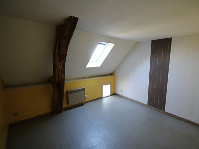 APPARTEMENT T3 A LOUER - DEMIGNY - 60,68 m2 - 520 € charges comprises par mois