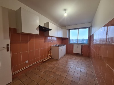 APPARTEMENT T3 A LOUER - FONTAINE LES DIJON - 67,04 m2 - 790 € charges comprises par mois