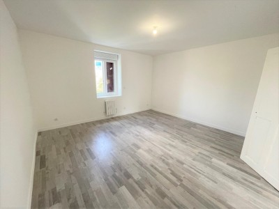 APPARTEMENT T3 A LOUER - GUEUGNON - 78,9 m2 - 606 € charges comprises par mois