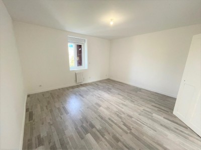 APPARTEMENT T3 A LOUER - GUEUGNON - 78,9 m2 - 606 € charges comprises par mois