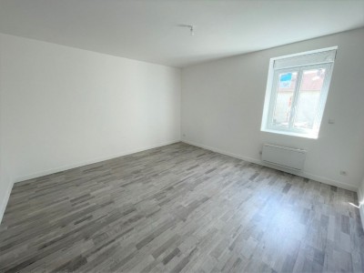 APPARTEMENT T3 A LOUER - GUEUGNON - 78,9 m2 - 606 € charges comprises par mois