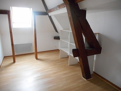 APPARTEMENT T3 A LOUER - LOUHANS - 67 m2 - 425 € charges comprises par mois
