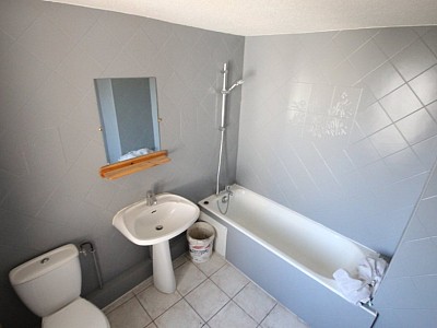 APPARTEMENT T3 A LOUER - LOUHANS - 60 m2 - 515 € charges comprises par mois