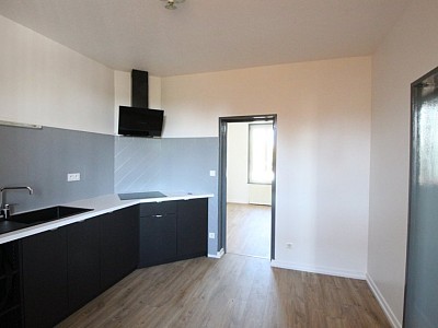 APPARTEMENT T3 A LOUER - LOUHANS - 60 m2 - 515 € charges comprises par mois