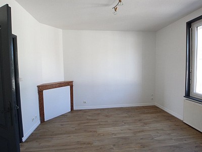 APPARTEMENT T3 A LOUER - LOUHANS - 60 m2 - 515 € charges comprises par mois