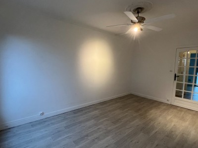 APPARTEMENT T3 A LOUER - ST JEAN DE LOSNE - 64 m2 - 710 € charges comprises par mois