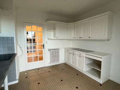 APPARTEMENT T3 A LOUER - ST JEAN DE LOSNE - 64 m2 - 710 € charges comprises par mois