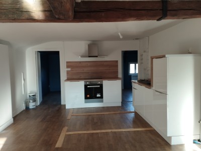 APPARTEMENT T3 - VERDUN SUR LE DOUBS - 57,19 m2 - LOUÉ