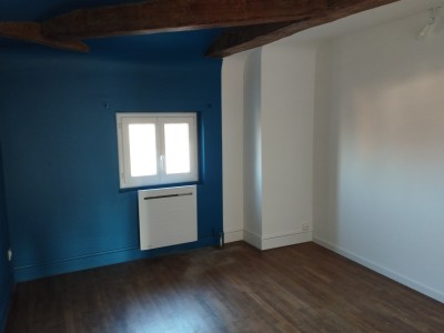 APPARTEMENT T3 - VERDUN SUR LE DOUBS - 57,19 m2 - LOUÉ