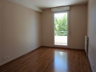APPARTEMENT TYPE 3 AVEC BALCON ET GARAGE A VENDRE - CHALON SUR SAONE - 63,84 m2 - 145000 €