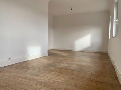 APPARTEMENT T3 A VENDRE - LE CREUSOT CROIX MENEE - 81,7 m2 - 76000 €