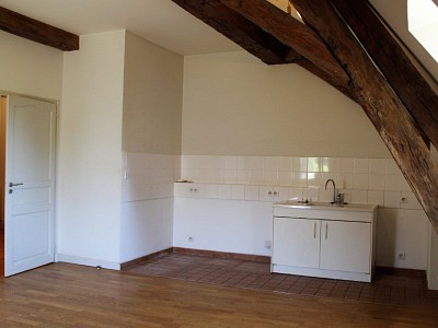 APPARTEMENT T3 A VENDRE - SEMUR EN AUXOIS - 80,18 m2 - 148000 €