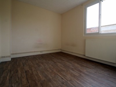 APPARTEMENT T3 A VENDRE - ST REMY - 53,25 m2 - 73000 €