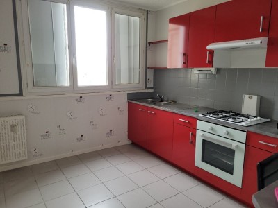 APPARTEMENT T4 A LOUER - CHALON SUR SAONE - 77 m2 - 660 € charges comprises par mois
