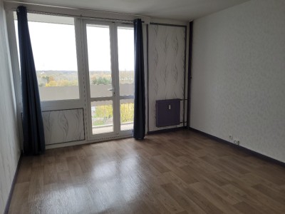 APPARTEMENT T4 A LOUER - CHALON SUR SAONE - 77 m2 - 660 € charges comprises par mois