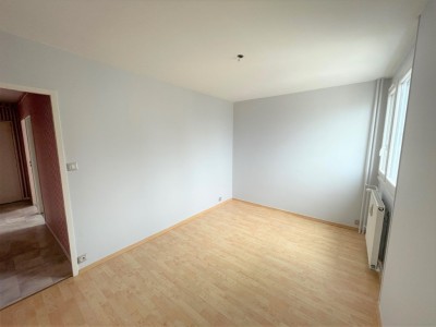 APPARTEMENT T4 A LOUER - CHALON SUR SAONE - 75,94 m2 - 750 € charges comprises par mois