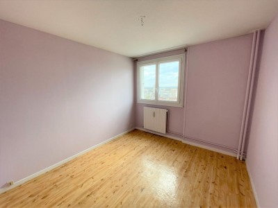 APPARTEMENT T4 A LOUER - CHALON SUR SAONE - 75,94 m2 - 750 € charges comprises par mois