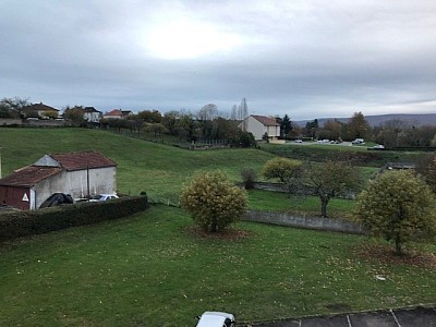 APPARTEMENT T4 A LOUER - EPINAC - 74,7 m2 - 600 € charges comprises par mois