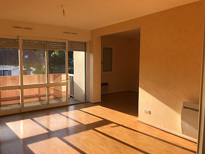 APPARTEMENT T4 A LOUER - EPINAC - 75 m2 - 541 € charges comprises par mois