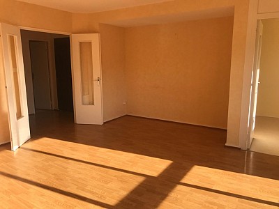 APPARTEMENT T4 A LOUER - EPINAC - 75 m2 - 541 € charges comprises par mois