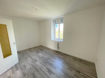 APPARTEMENT T4 A LOUER - GUEUGNON - 78,9 m2 - 606 € charges comprises par mois