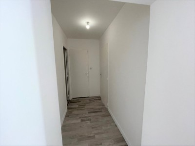 APPARTEMENT T4 A LOUER - GUEUGNON - 78,9 m2 - 606 € charges comprises par mois