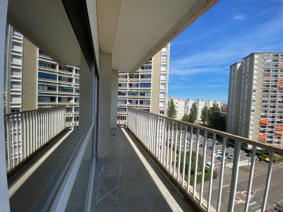 APPARTEMENT TYPE 4 AVEC BALCON A VENDRE - CHALON SUR SAONE - 74,55 m2 - 89900 €