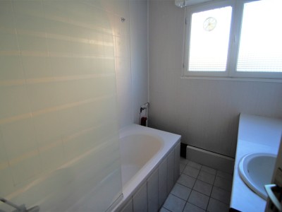 APPARTEMENT TYPE 4 AVEC BALCON A VENDRE - CHALON SUR SAONE - 74,55 m2 - 89900 €